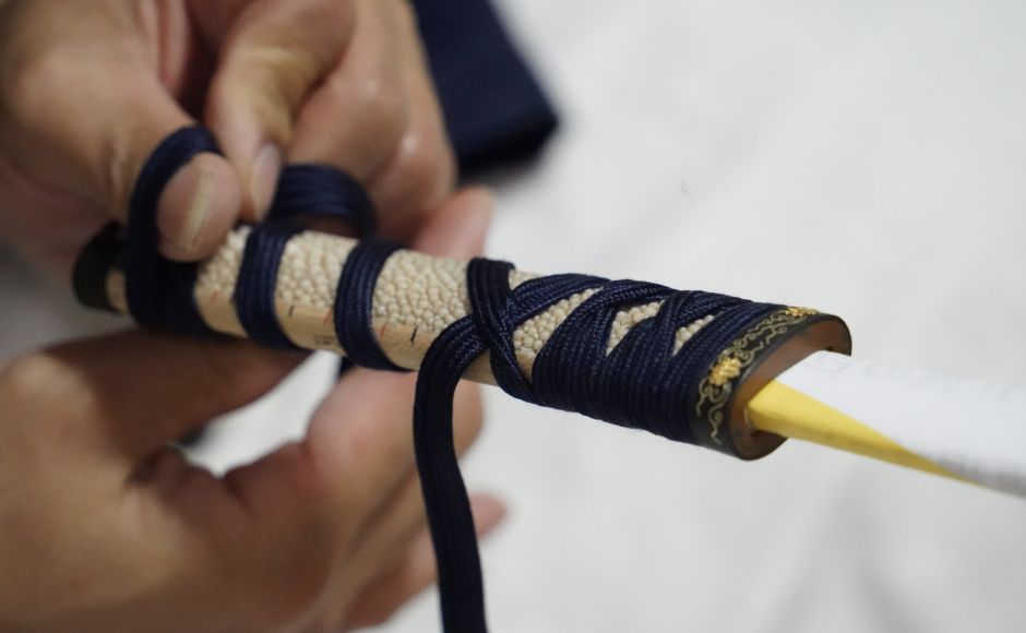  刀を鍛える画像